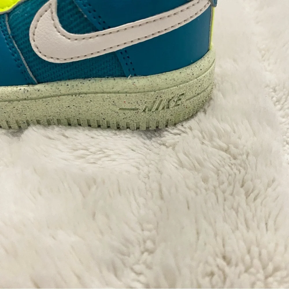 Nike Force 1 Crater Next Nature Kids Teal and Lime Sneakers Size 5c